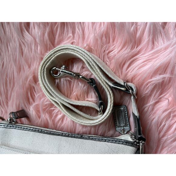 Limited Edition Coach Starfish Crossbody - Picture 7 of 11